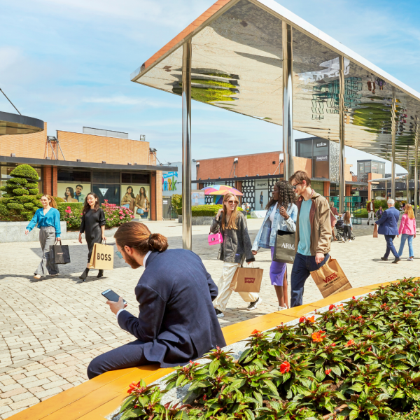 Viocolungo Outlet near Milan