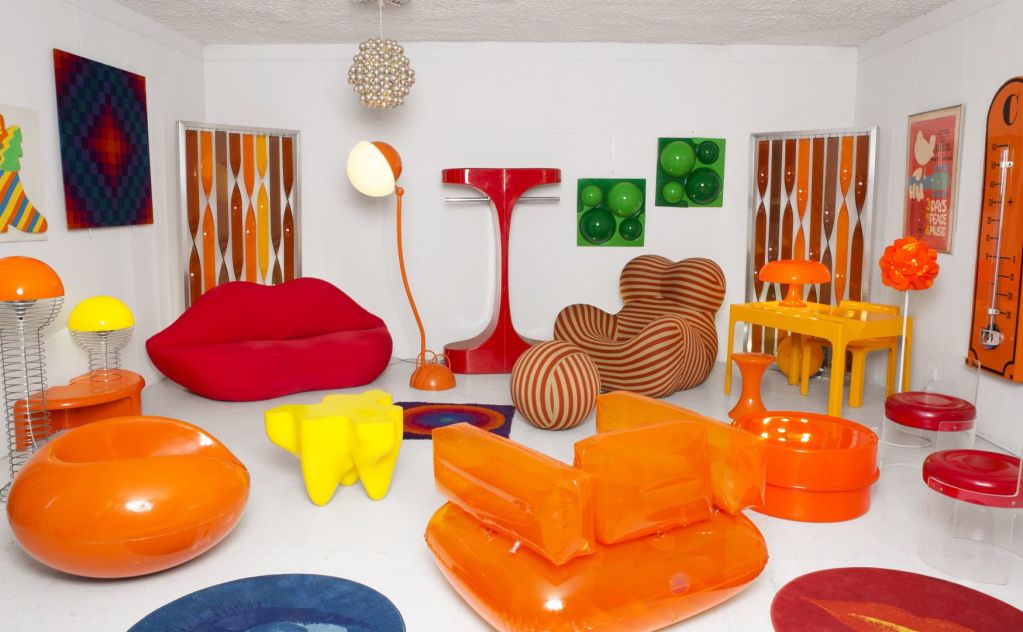 Event: Cotoletta Vintage Market in Milan. 3,000 sq.m. of Design, Vinyl, & Games from the '70s, '80s, and '90s