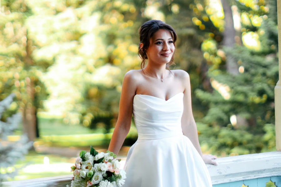 young woman in an Italian bridal dress